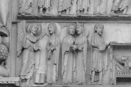 Annunciation and visitation, Chartres Cathedral. Photo: [Bellacella](http://www.flickr.com/photos/bellacella/2210171538). Released under a CC 2.0 license.