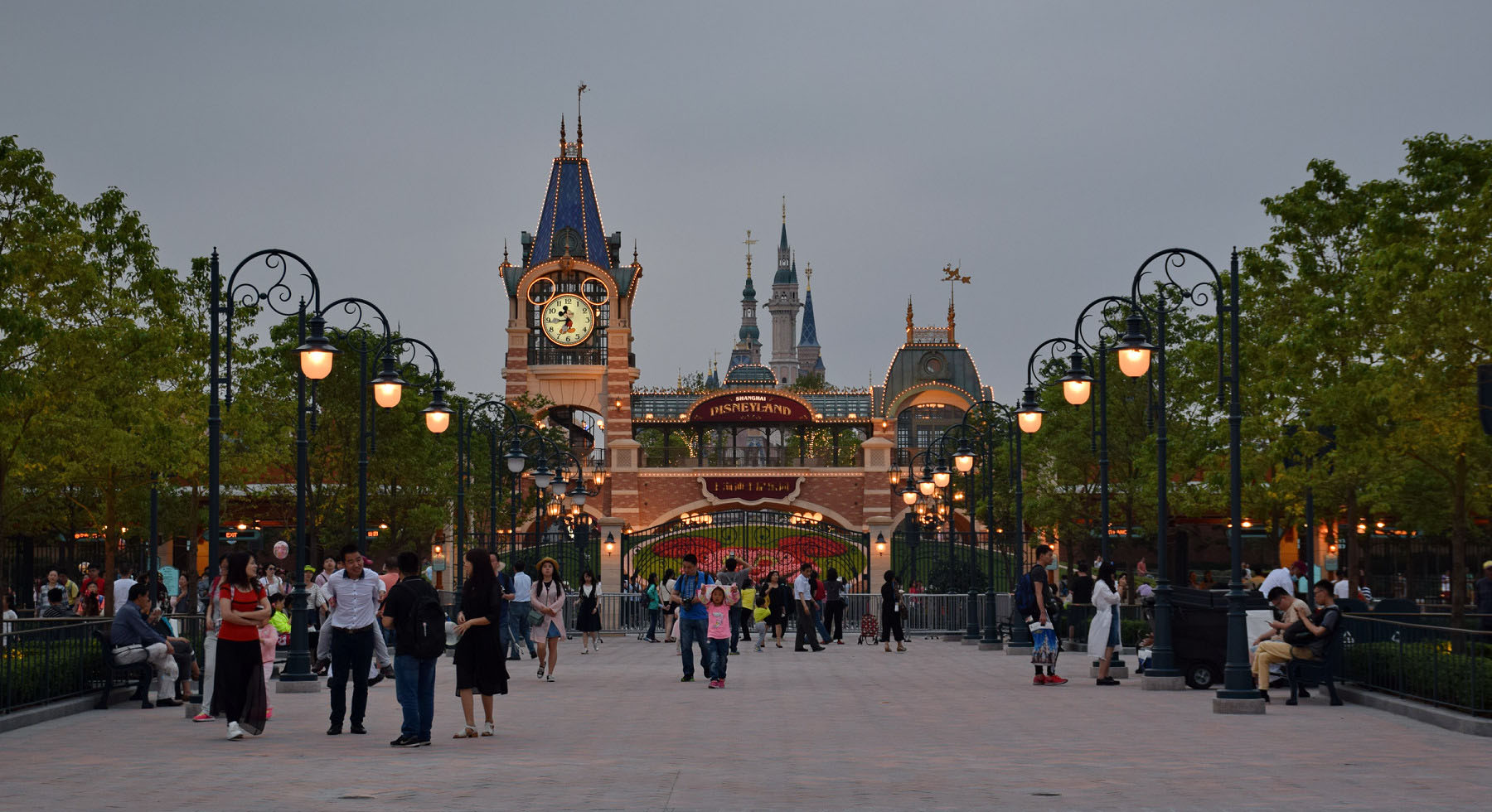 Photo of the entrance to Shanghai Disneyland